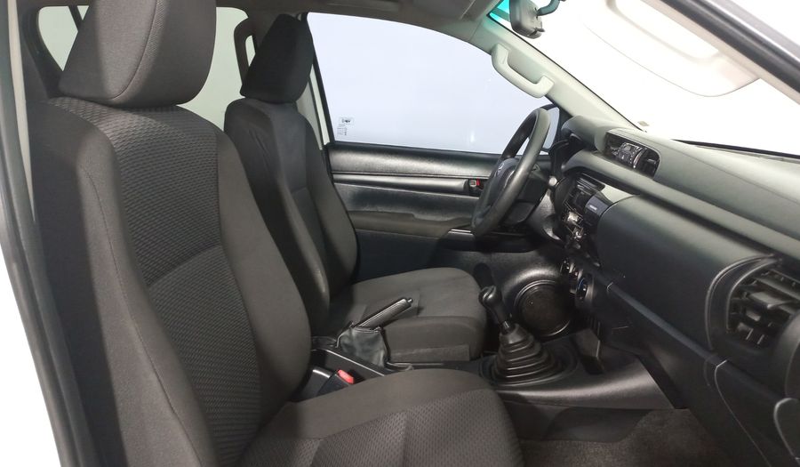 Toyota Hilux 2.7 DOBLE CABINA SR (D-CAB MID) Pickup 2020