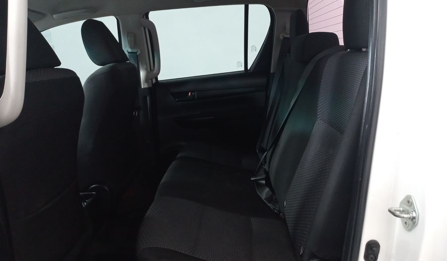 Toyota Hilux 2.7 DOBLE CABINA SR (D-CAB MID) Pickup 2020