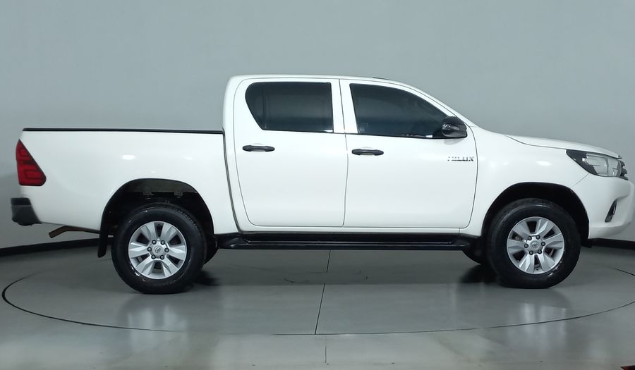 Toyota Hilux 2.7 DOBLE CABINA SR (D-CAB MID) Pickup 2020