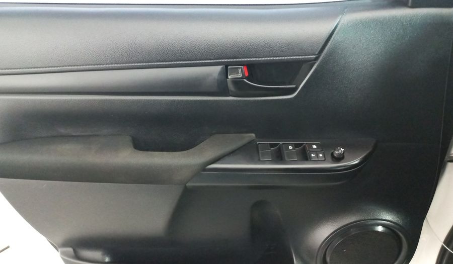 Toyota Hilux 2.7 DOBLE CABINA SR (D-CAB MID) Pickup 2020
