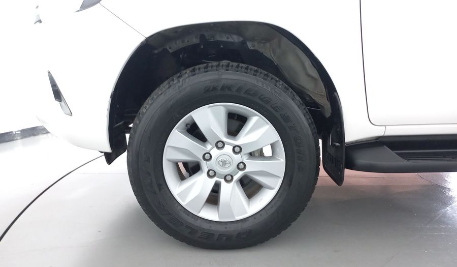 Toyota Hilux 2.7 DOBLE CABINA SR (D-CAB MID) Pickup 2020