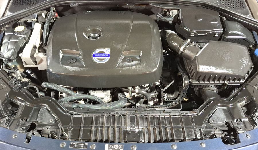 Volvo S60 2.0 T5 MOMENTUM AT Sedan 2014