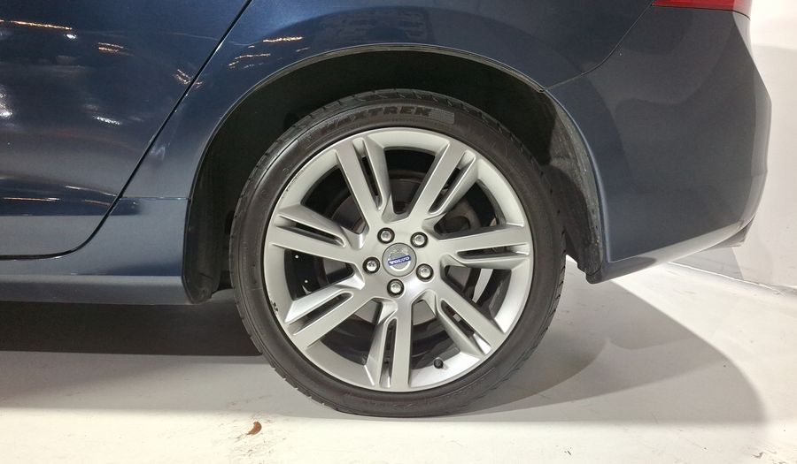 Volvo S60 2.0 T5 MOMENTUM AT Sedan 2014