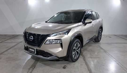 Nissan • X-Trail