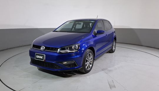 Volkswagen • Polo