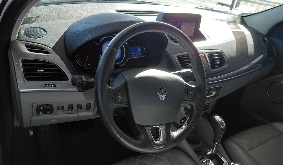 Renault Fluence 2.0 PRIVILEGE CVT Sedan 2017