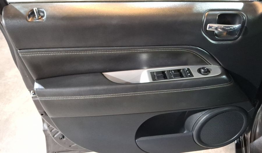 Jeep Compass 2.4 LIMITED AT Suv 2015