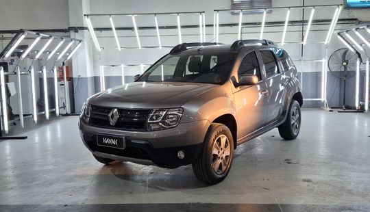 Renault • Duster