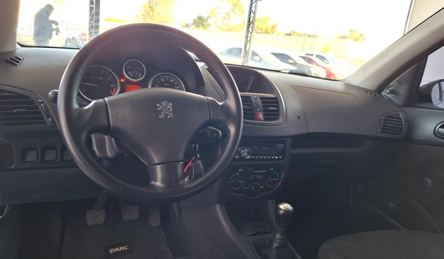 Peugeot 207 1.4 ACTIVE COMPACT Hatchback 2013