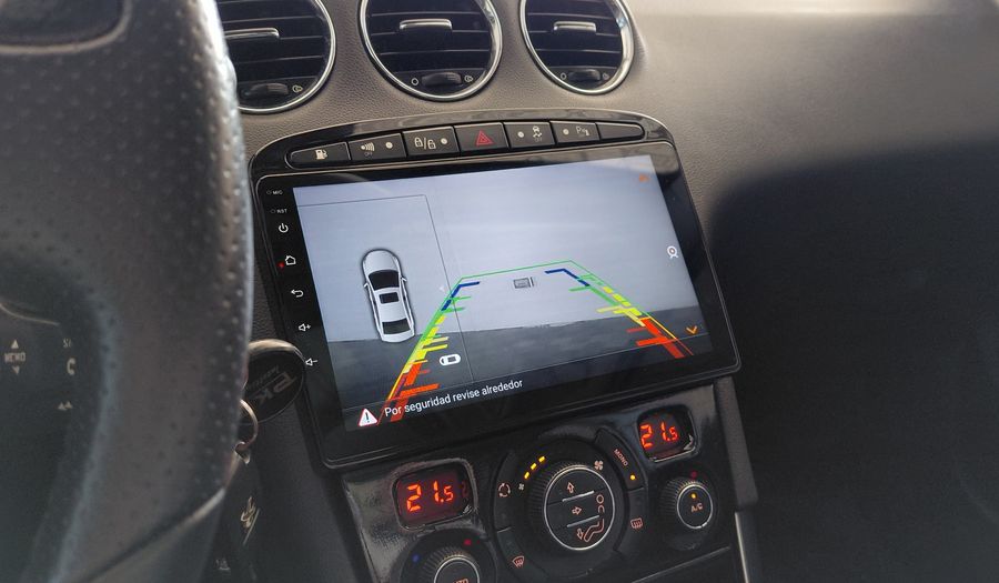 Peugeot 308 2.0 FELINE Hatchback 2012