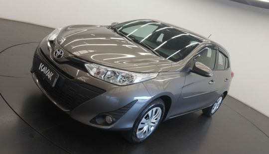 Toyota • Yaris