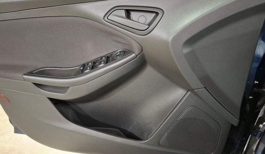 Ford Focus Iii 1.6 S Hatchback 2015