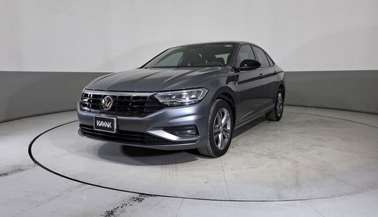 Volkswagen • Jetta