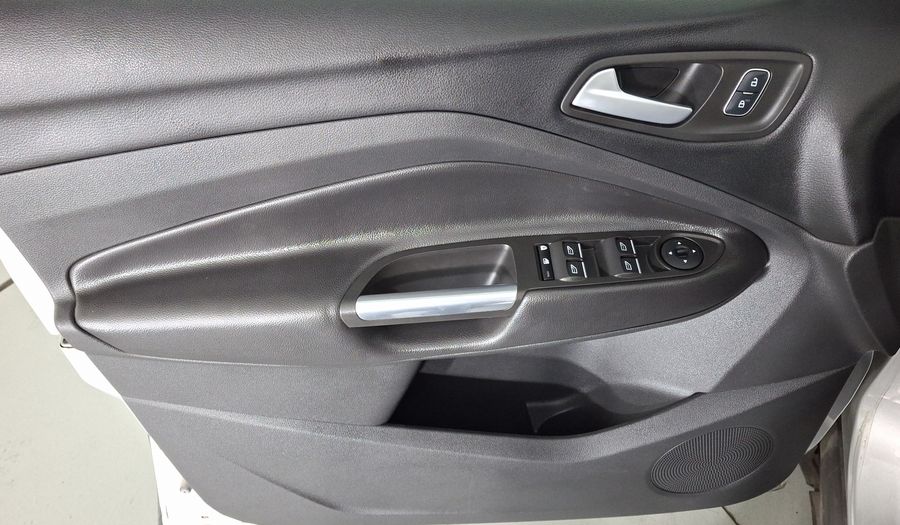 Ford Escape 2.5 TREND AT Suv 2017