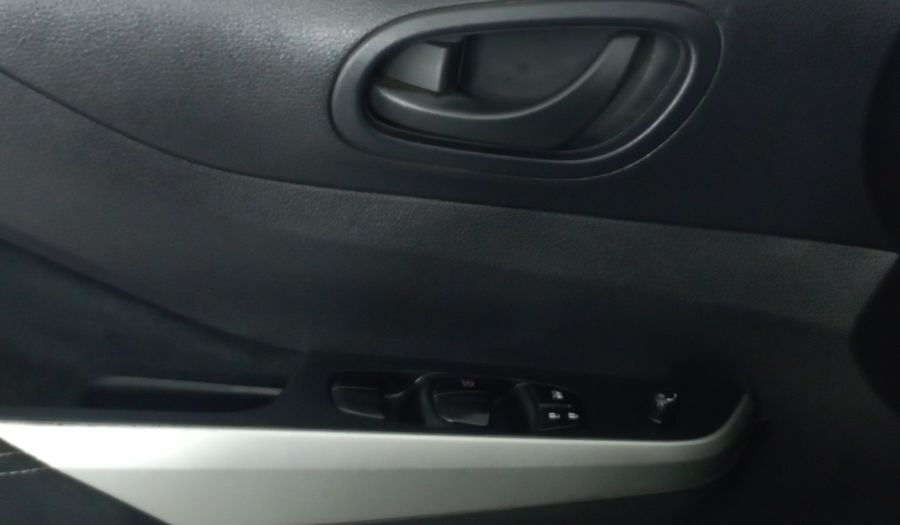 Nissan Np300 2.5 XE AC PAQ SEG Pickup 2020
