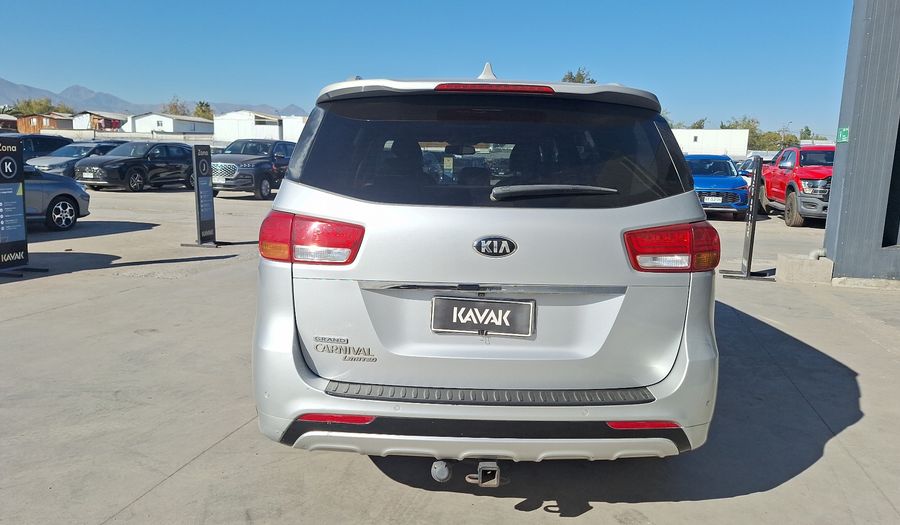 Kia Grand Carnival 3.3 GSL EX FULL AUTO Minivan 2018