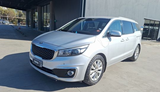 Kia • Grand Carnival
