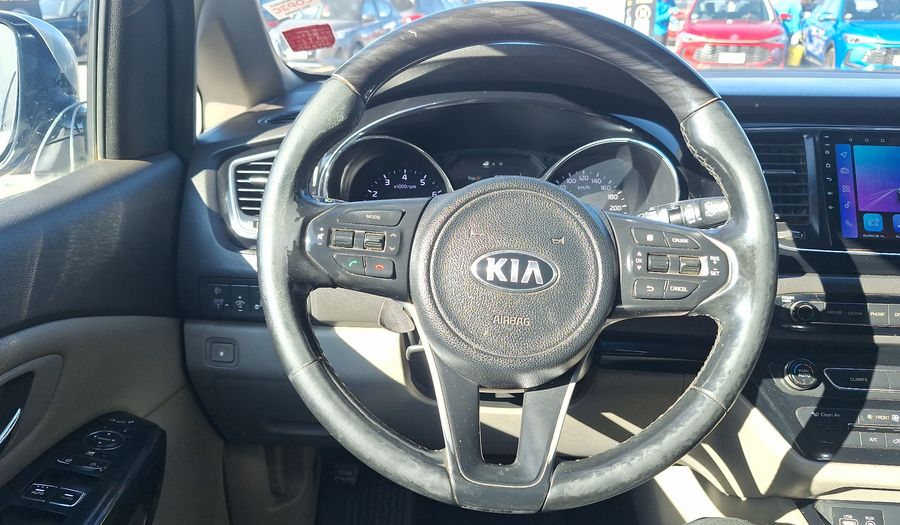 Kia Grand Carnival 3.3 GSL EX FULL AUTO Minivan 2018