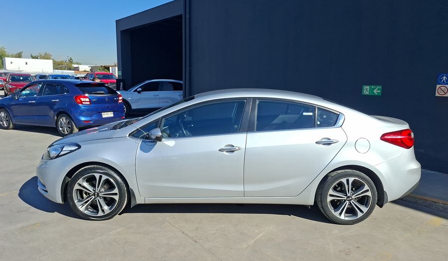 Kia Cerato 1.6 EX AC DAB Sedan 2015