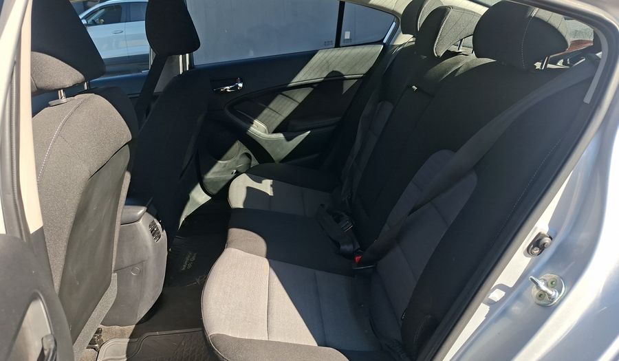 Kia Cerato 1.6 EX AC DAB Sedan 2015