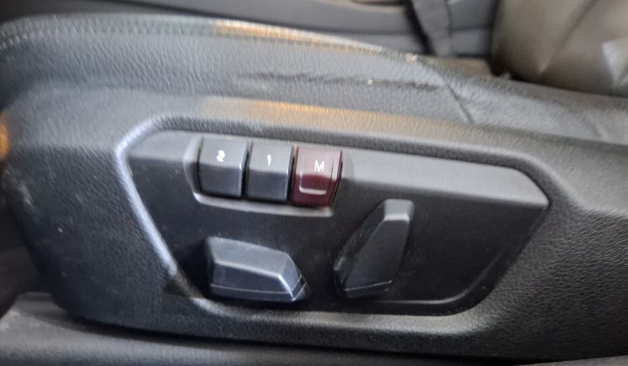 Bmw Serie 3 2.0 328IA Sedan 2014