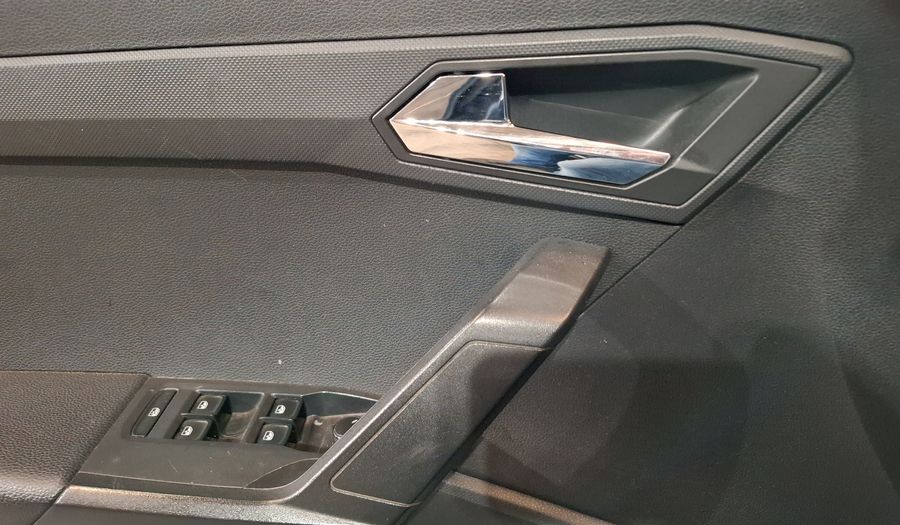 Seat Arona 1.6 STYLE AUTO Suv 2019