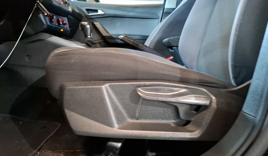 Seat Arona 1.6 STYLE AUTO Suv 2019