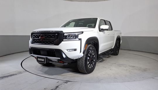 Nissan • Frontier
