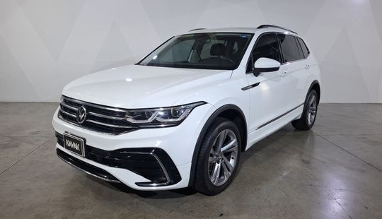 Volkswagen • Tiguan