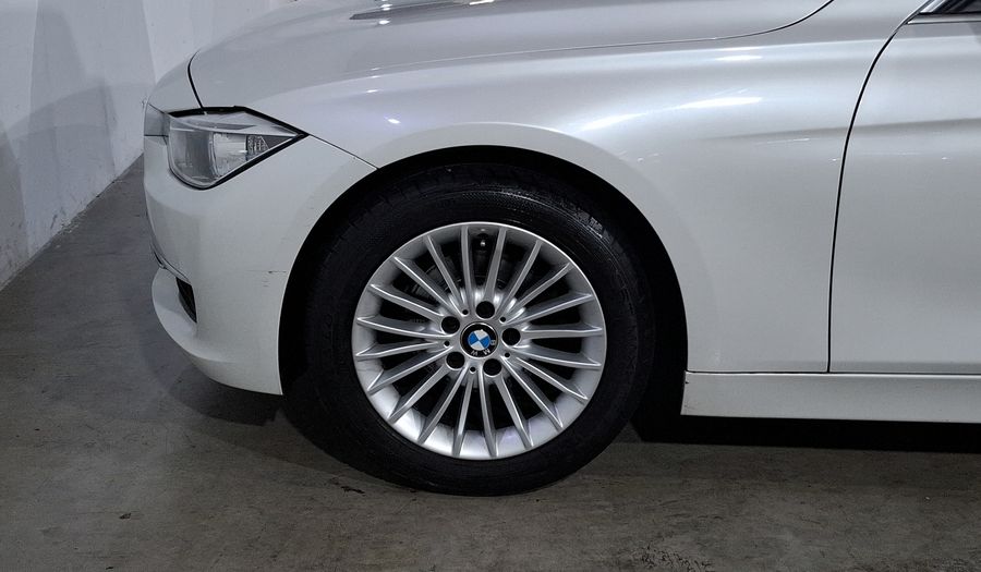 Bmw Serie 3 2.0 320IA LUXURY LINE Sedan 2014