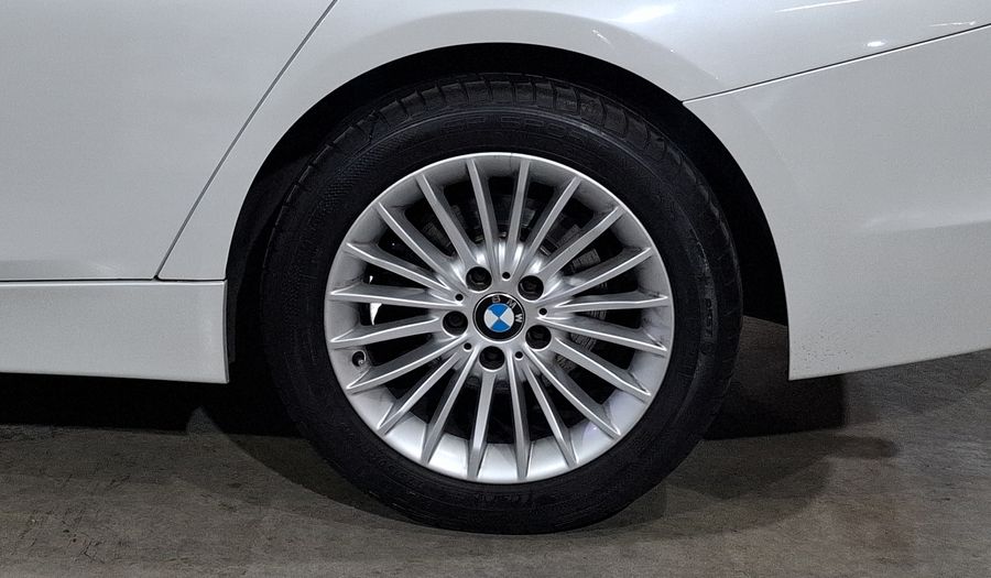 Bmw Serie 3 2.0 320IA LUXURY LINE Sedan 2014