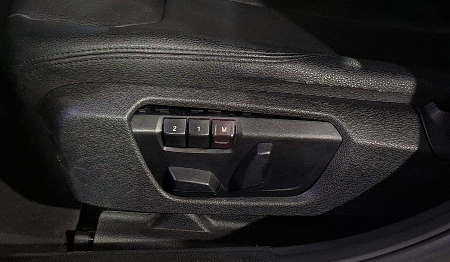 Bmw Serie 3 2.0 320IA LUXURY LINE Sedan 2014