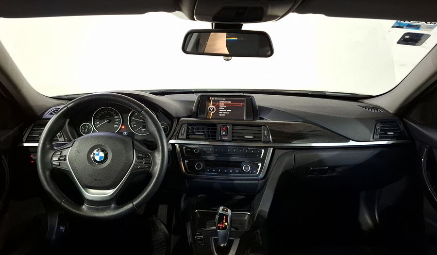Bmw Serie 3 2.0 320IA LUXURY LINE Sedan 2014