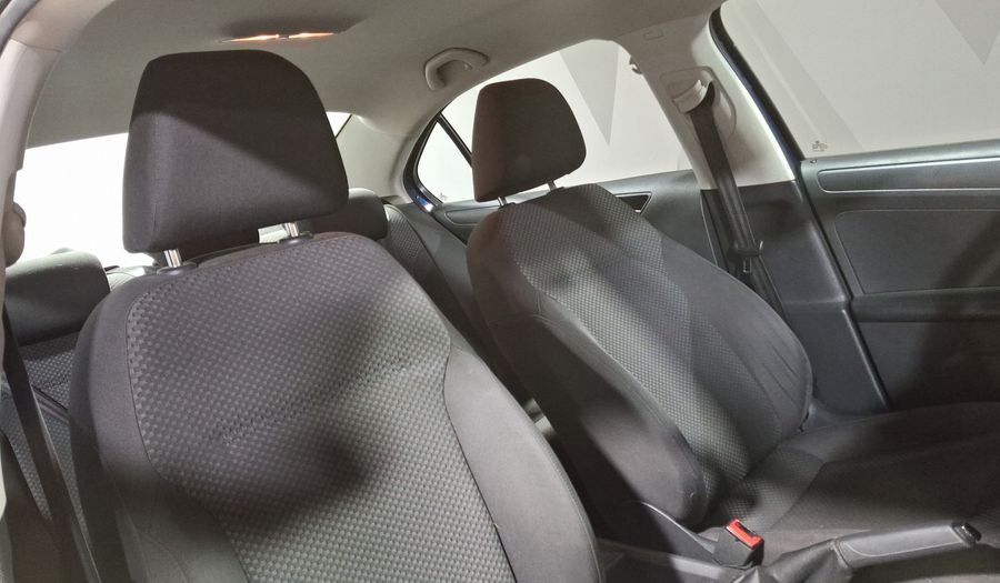 Volkswagen Jetta 2.0 TIPTRONIC Sedan 2013