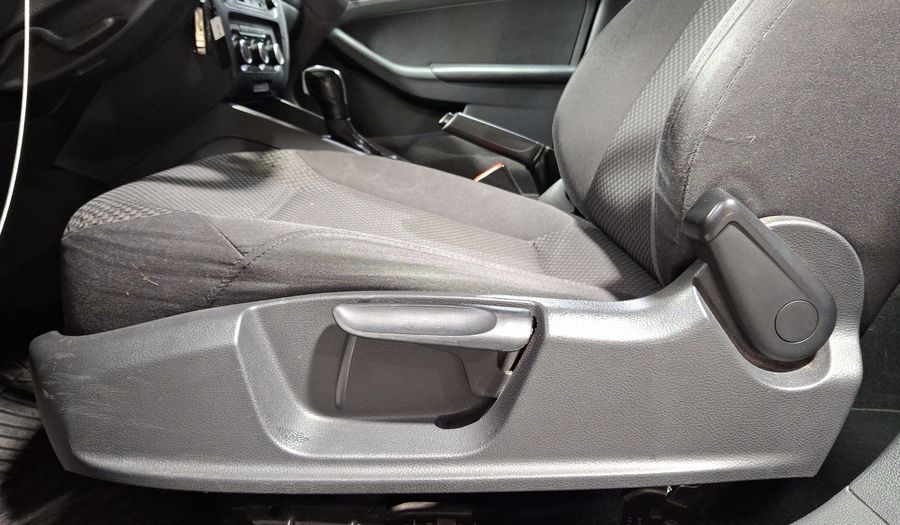 Volkswagen Jetta 2.0 TIPTRONIC Sedan 2013