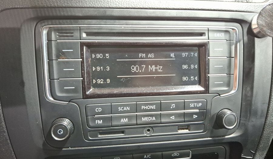 Volkswagen Jetta 2.0 TIPTRONIC Sedan 2013