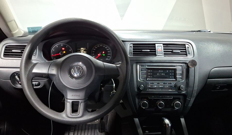 Volkswagen Jetta 2.0 TIPTRONIC Sedan 2013