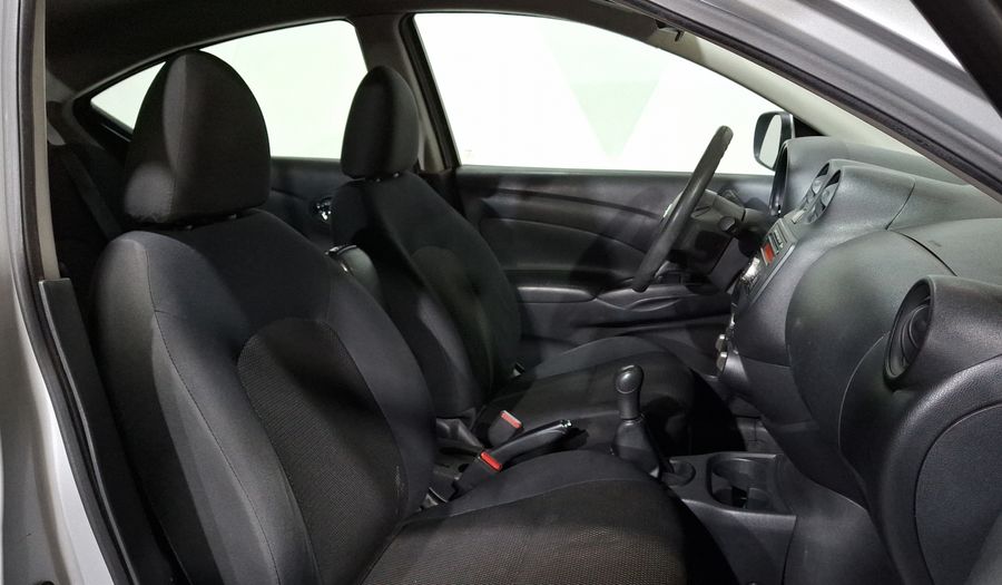 Nissan Versa 1.6 SENSE TM AC Sedan 2013