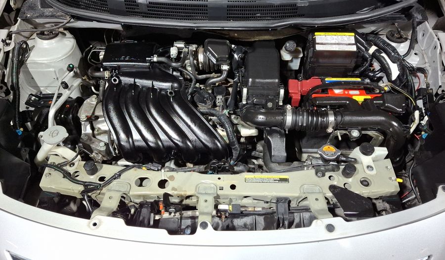 Nissan Versa 1.6 SENSE TM AC Sedan 2013