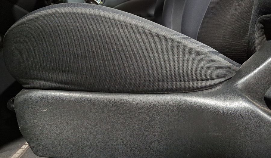 Nissan Versa 1.6 SENSE TM AC Sedan 2013