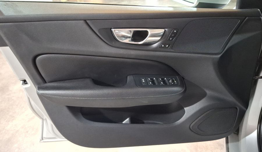 Volvo S60 2.0 T5 IGNITE AUTO 4WD Sedan 2020