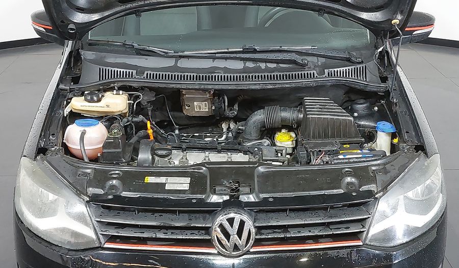 Volkswagen Fox 1.6 VHT TOTAL FLEX Hatchback 2013