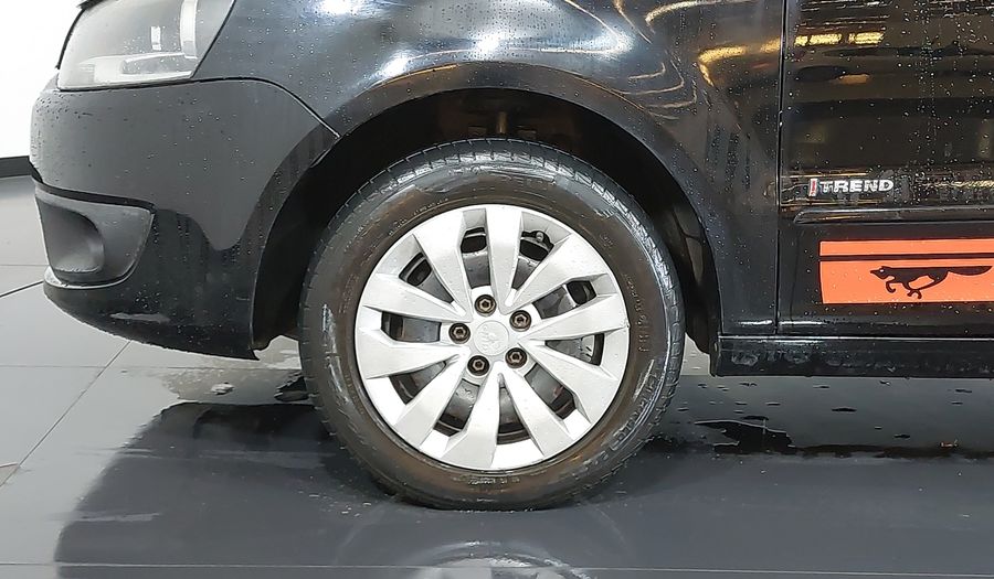 Volkswagen Fox 1.6 VHT TOTAL FLEX Hatchback 2013