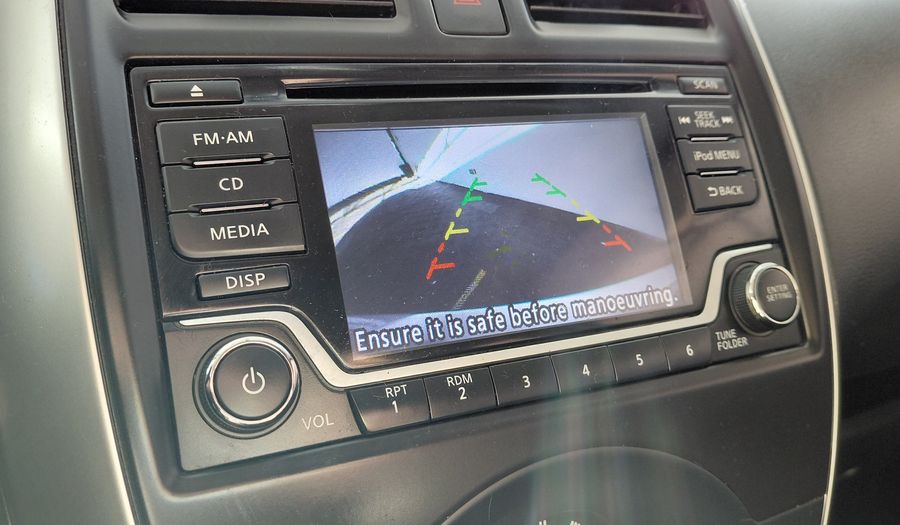 Nissan Versa 1.6 ADVANCE Sedan 2017