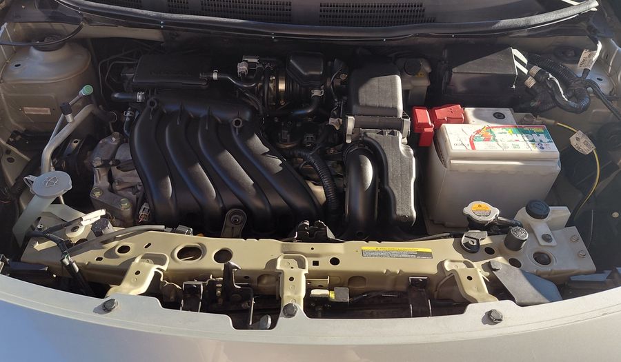 Nissan Versa 1.6 ADVANCE Sedan 2017