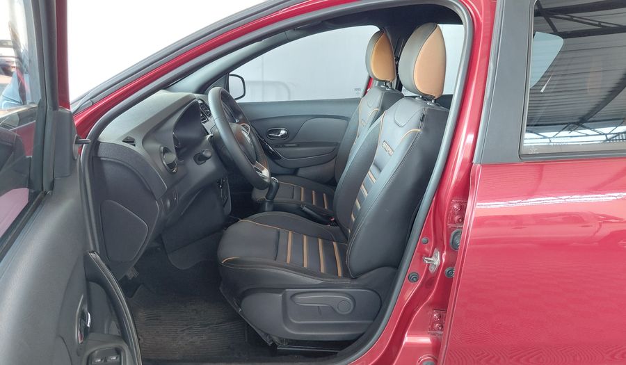 Renault Sandero Stepway 1.6 ZEN Hatchback 2022