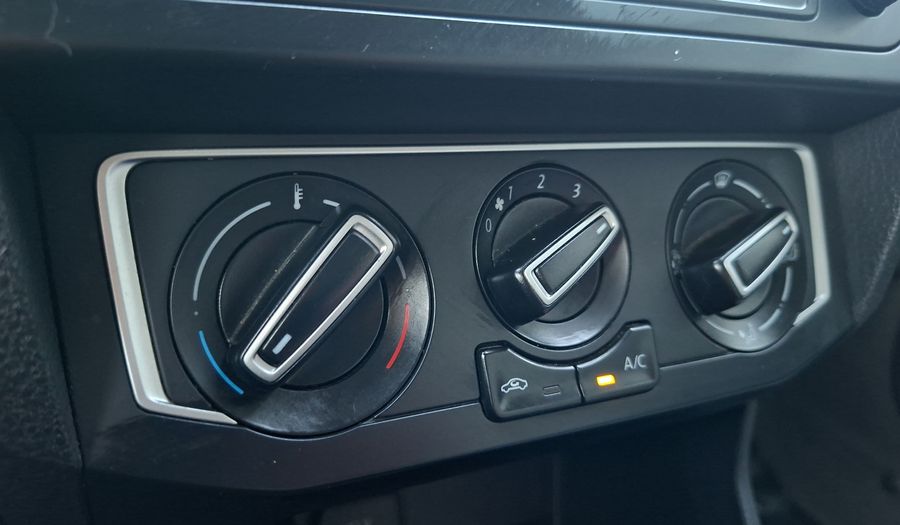 Volkswagen Gol 1.6 TRENDLINE Hatchback 2018