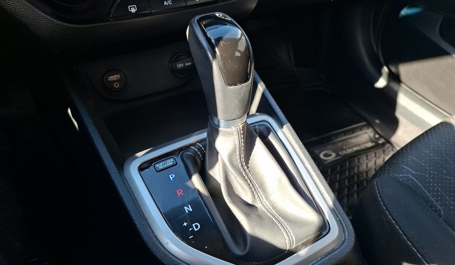 Hyundai Creta 1.6 VALUE AUTO Suv 2019