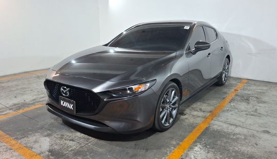 Mazda • Mazda 3