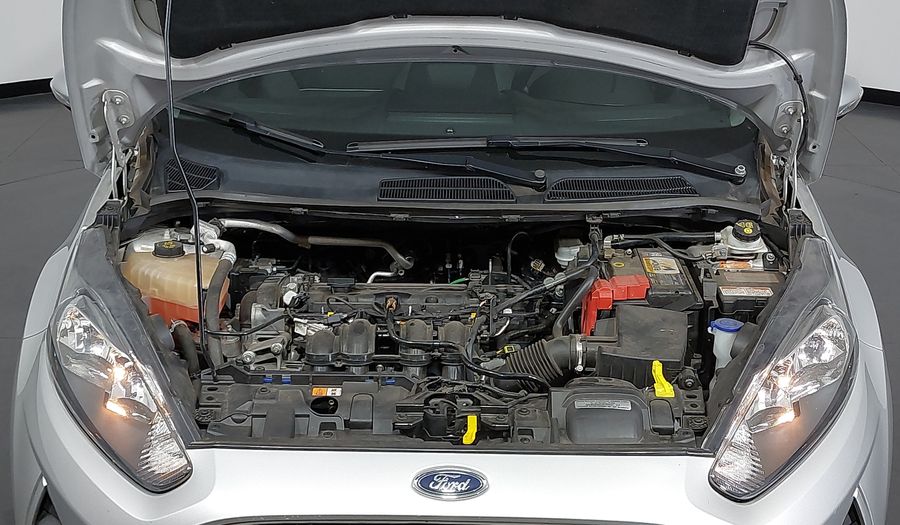 Ford Fiesta 1.6 SEL AT Hatchback 2018